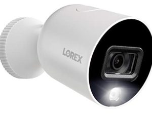 كاميرا أمان Wi-Fi ذكية للأماكن الداخلية / الخارجية من Lorex بدقة 1080 بكسل مع 32 جيجابايت ، ونظام الردع الذكي ، والرؤية الليلية الملونة